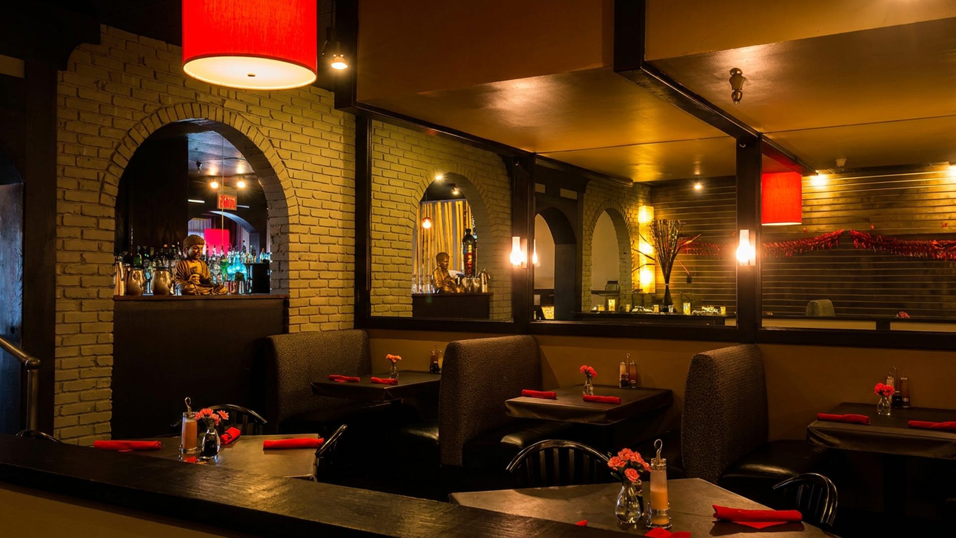 Live piano, Friday and Saturday
