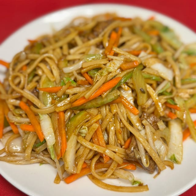Beef Lo Mein.